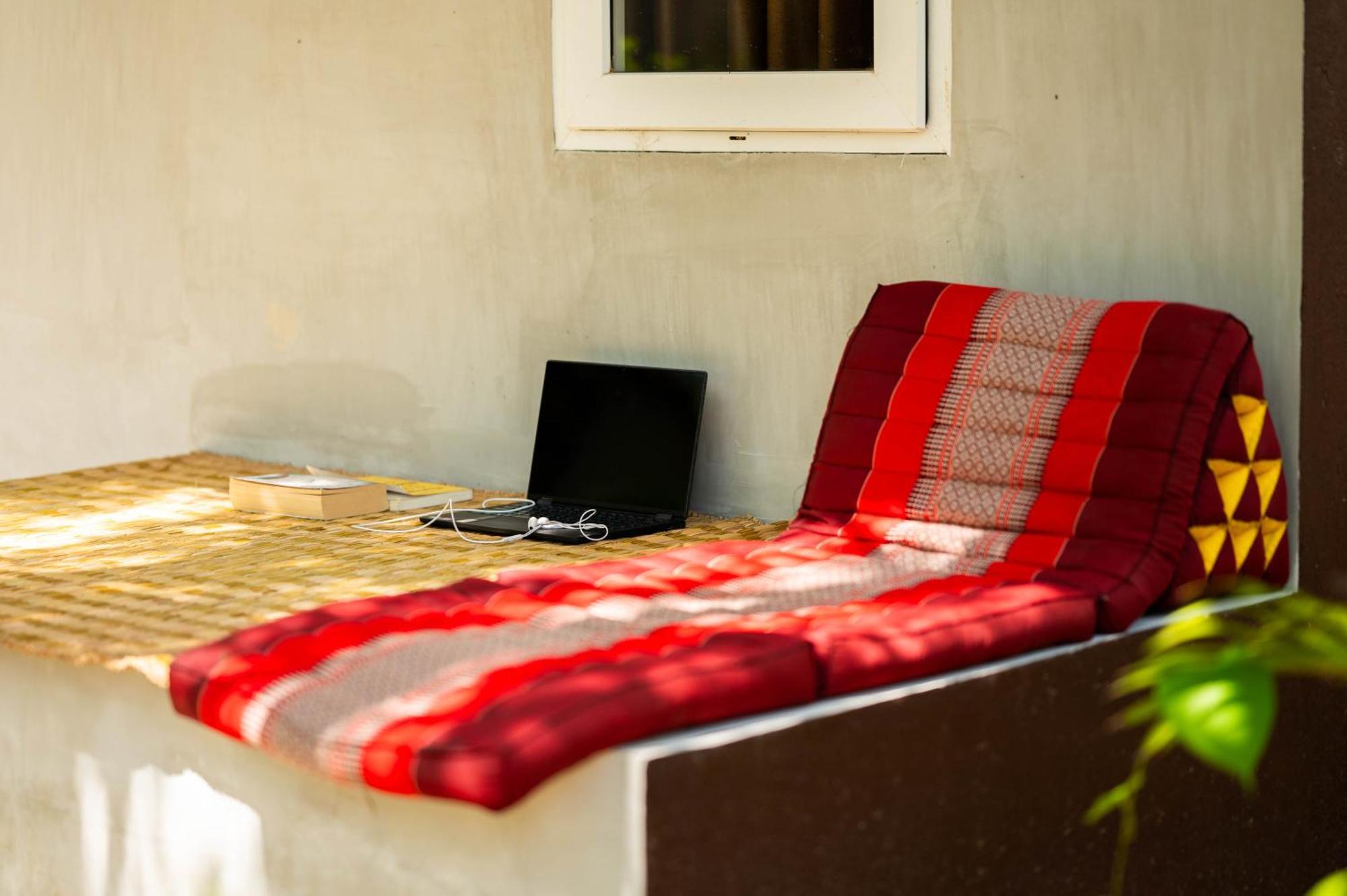 Banyan Tree Hostel Kampot Exterior photo